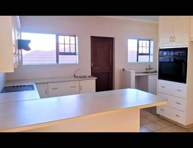 3 BEDROOM HOUSE FOR SALE IN HEIDERAND